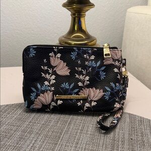 Steve Madden Black Floral Wristlet